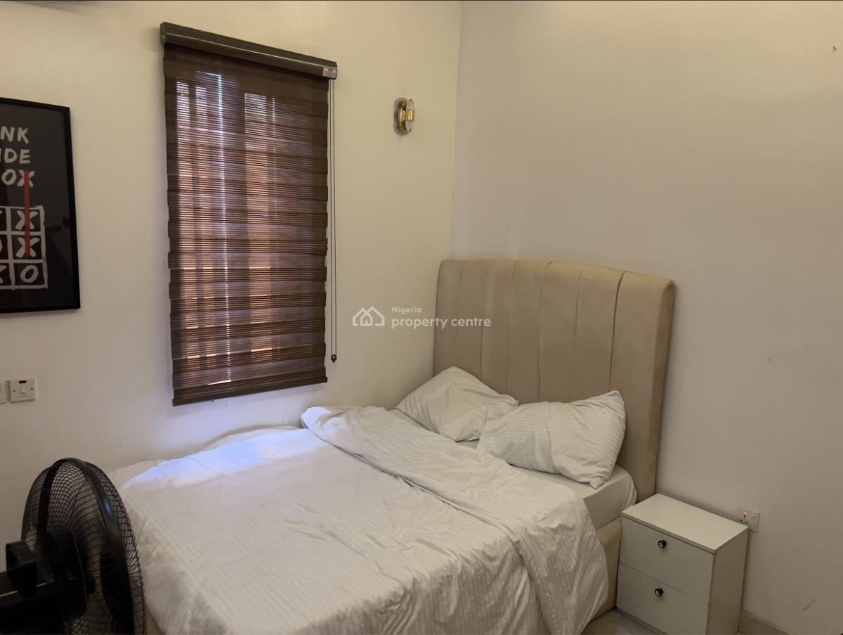 2 Bedrooms Flat, Magodo Gra Phase 2, Magodo, Lagos, Flat / Apartment Short Let