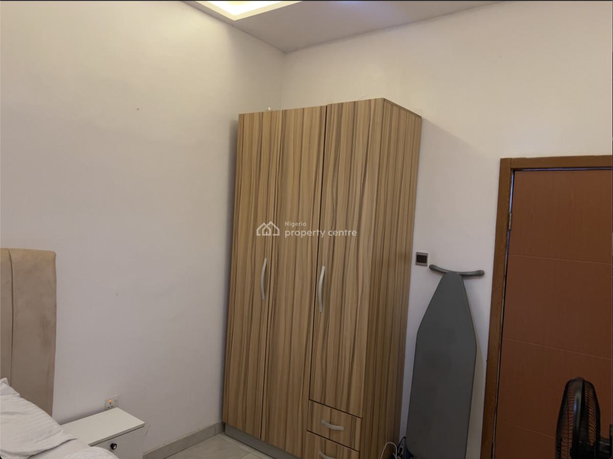 2 Bedrooms Flat, Magodo Gra Phase 2, Magodo, Lagos, Flat / Apartment Short Let