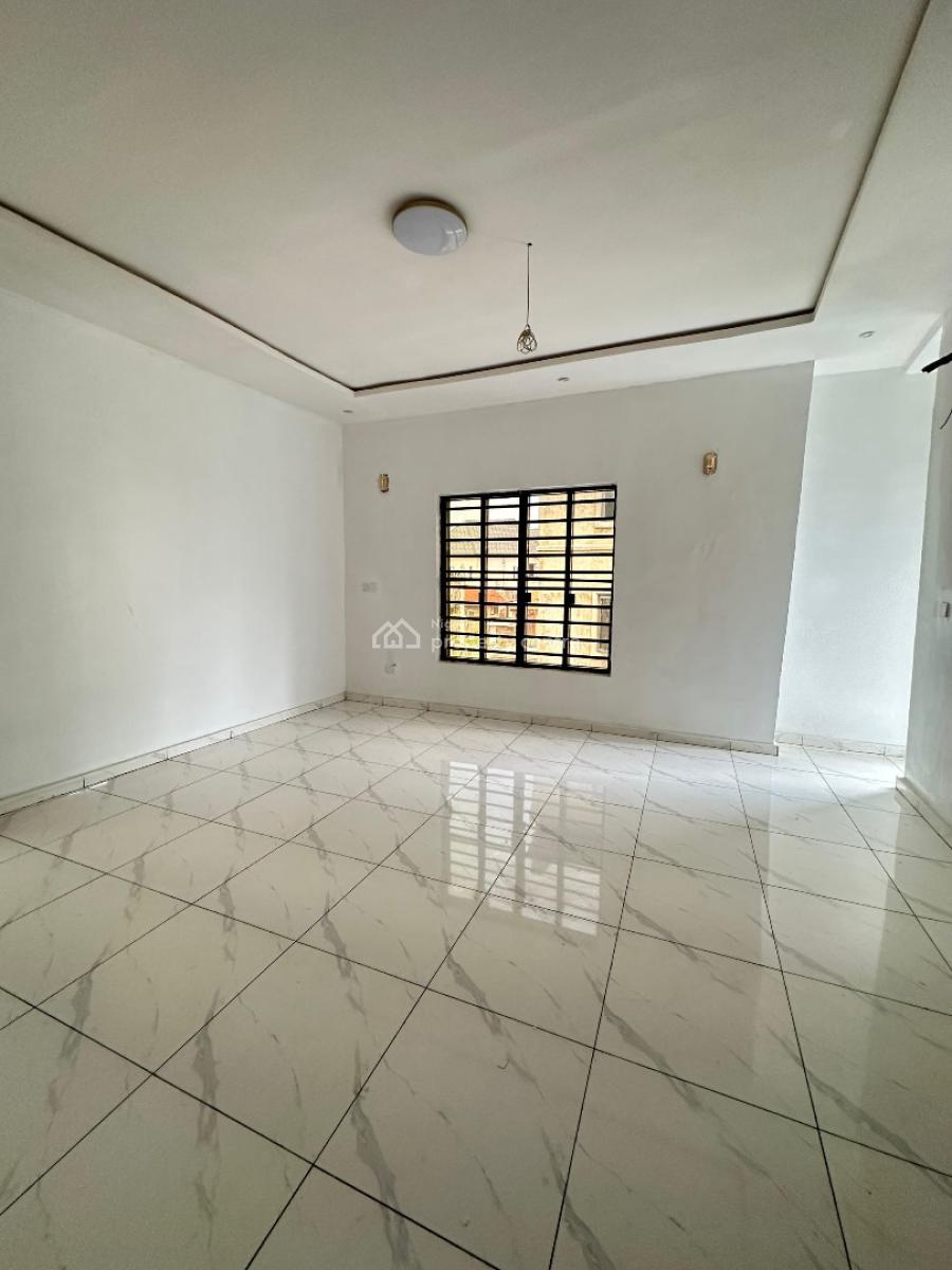 Well-built 4 Bedroom Terrace Duplex in a Secured Estate, Orchid, Lekki, Lagos, Terraced Duplex for Sale