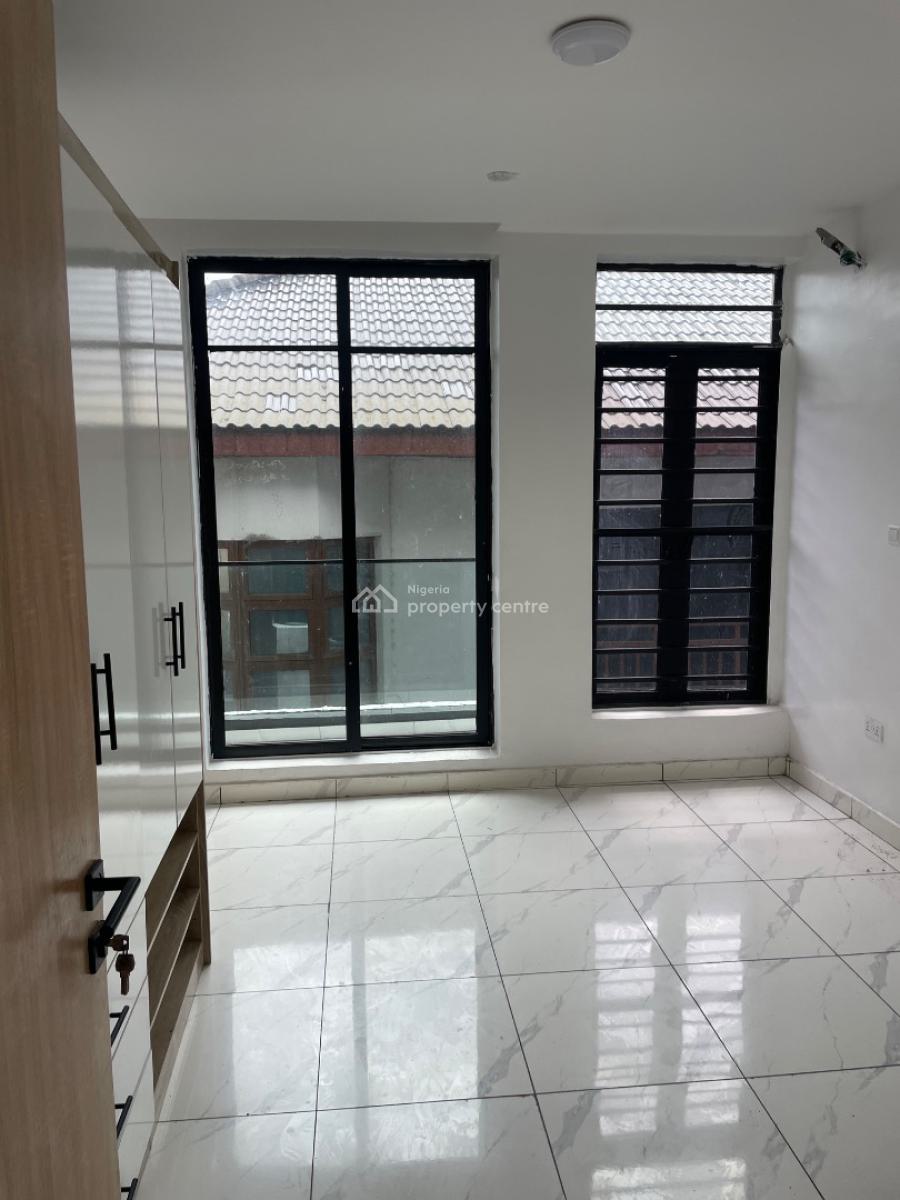 Stunning  and Well Structured 2bedroom Apartment  Perfect for Airbnb, Lekki, Lekki, Lagos, Block of Flats for Sale