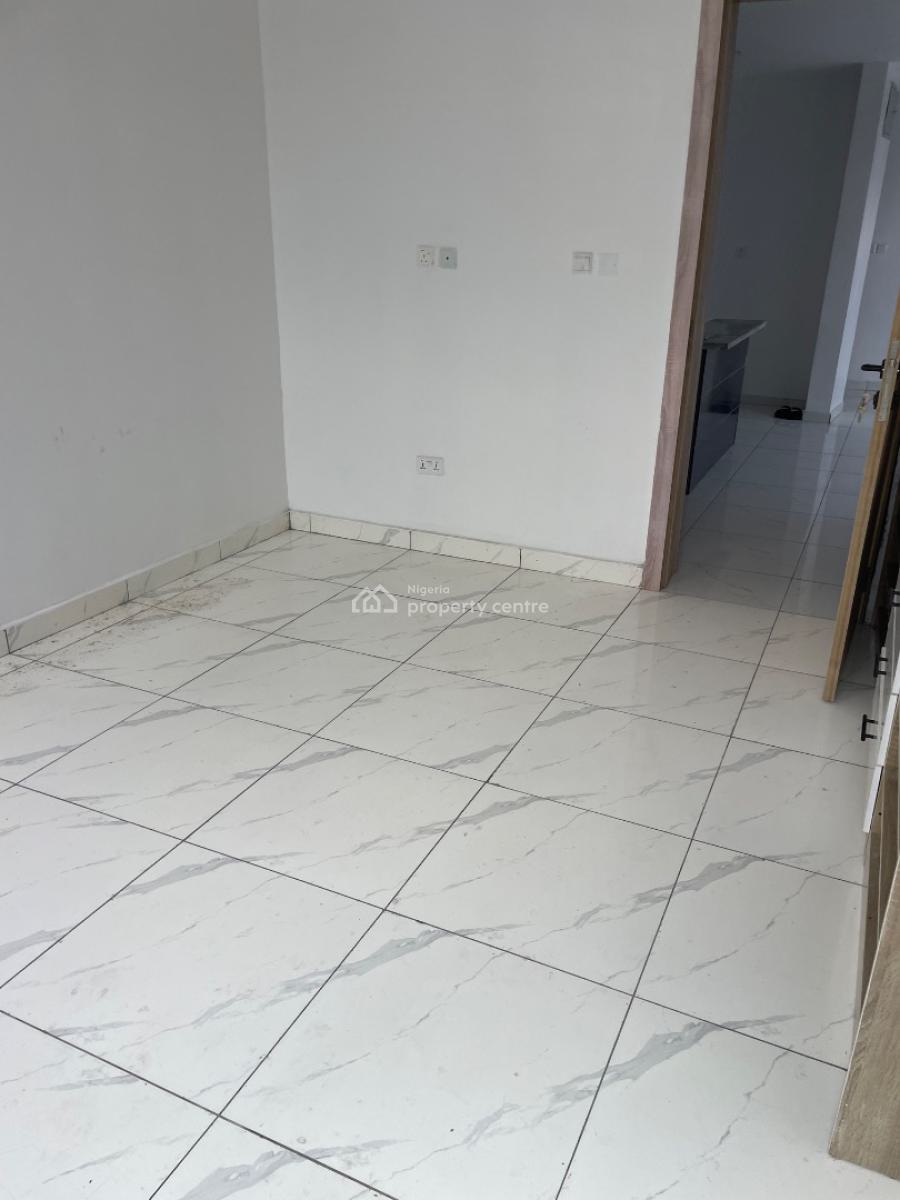 Stunning  and Well Structured 2bedroom Apartment  Perfect for Airbnb, Lekki, Lekki, Lagos, Block of Flats for Sale