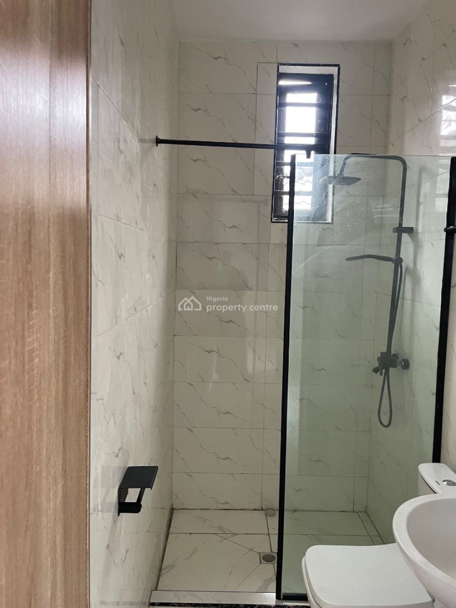 Stunning  and Well Structured 2bedroom Apartment  Perfect for Airbnb, Lekki, Lekki, Lagos, Block of Flats for Sale