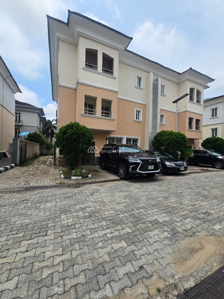 Well Maintained 4 Bedroom Serviced Duplex in an Estate, Lawrence Road, Old Ikoyi, Ikoyi, Lagos, Semi-detached Duplex for Sale