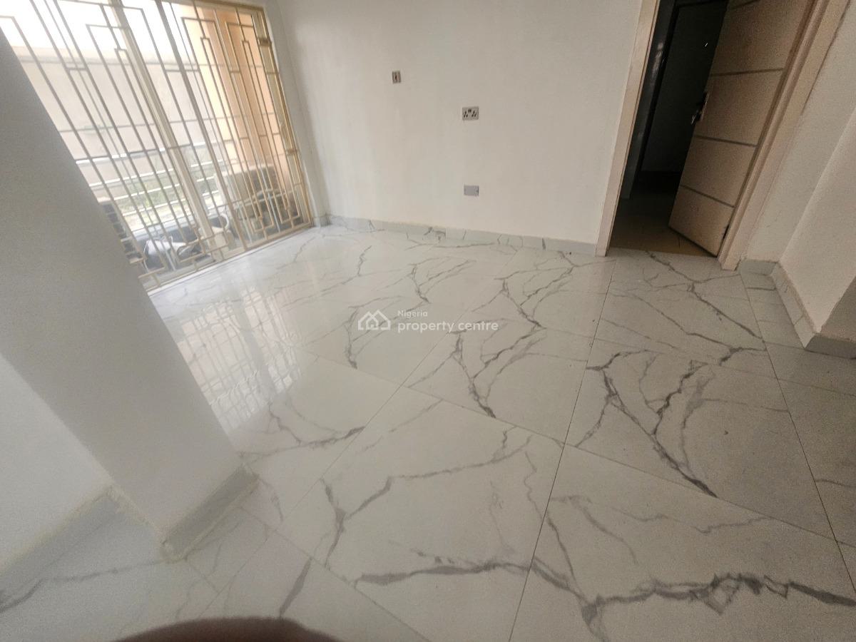 Well Maintained 4 Bedroom Serviced Duplex in an Estate, Lawrence Road, Old Ikoyi, Ikoyi, Lagos, Semi-detached Duplex for Sale