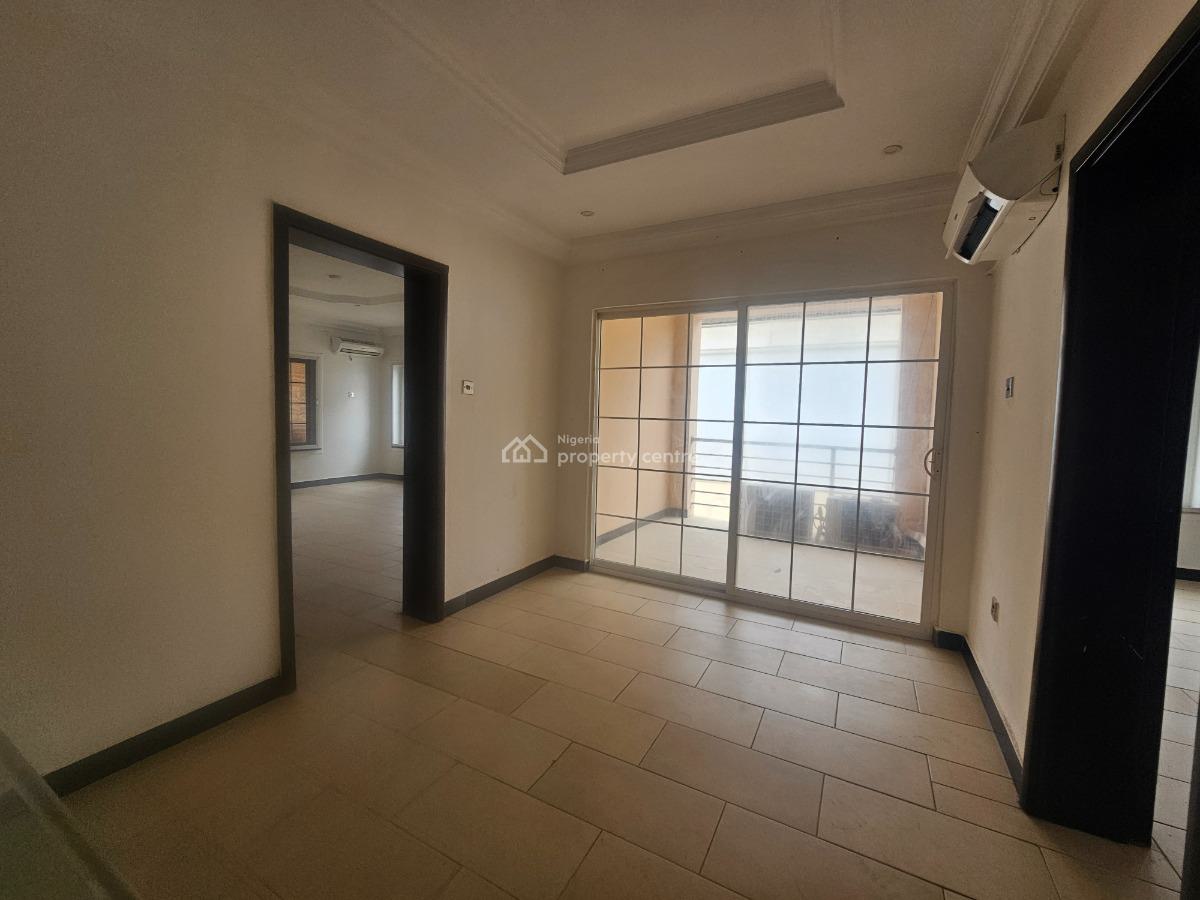 Well Maintained 4 Bedroom Serviced Duplex in an Estate, Lawrence Road, Old Ikoyi, Ikoyi, Lagos, Semi-detached Duplex for Sale