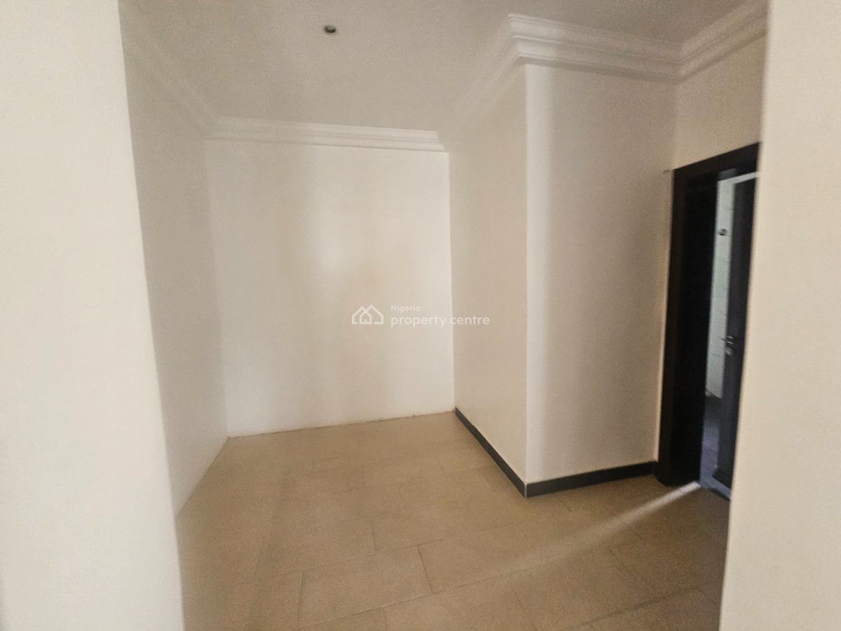 Well Maintained 4 Bedroom Serviced Duplex in an Estate, Lawrence Road, Old Ikoyi, Ikoyi, Lagos, Semi-detached Duplex for Sale