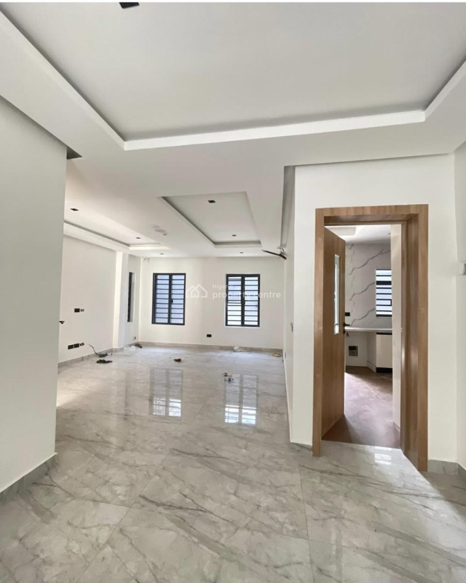 Luxury 4 Bedroom Fully Serviced Terrace Duplex in an Estate, Right Side, Lekki Phase 1, Lekki, Lagos, Terraced Duplex for Sale