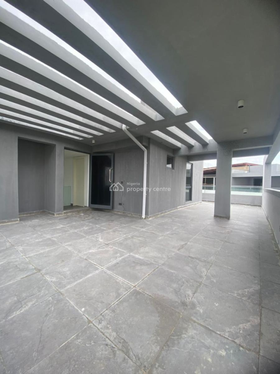 5 Bedroom Semi Detached House with Bq, Lekki Phase 1, Lekki, Lagos, Semi-detached Duplex for Sale
