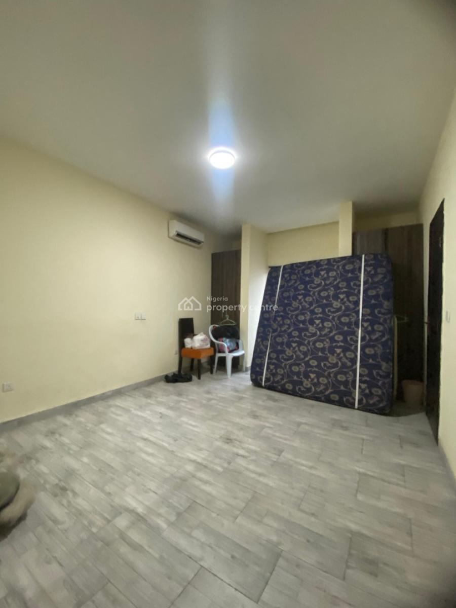 Well Maintained & Furnished 3 Bedroom Flat with Bq, Lekki Phase 1, Lekki, Lagos, Flat / Apartment for Sale