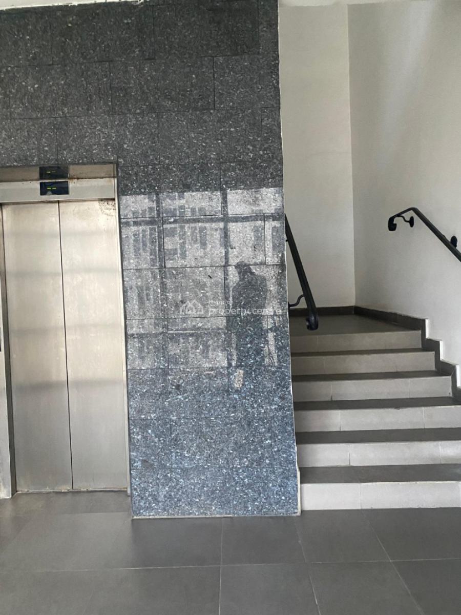 Well Maintained & Furnished 3 Bedroom Flat with Bq, Lekki Phase 1, Lekki, Lagos, Flat / Apartment for Sale
