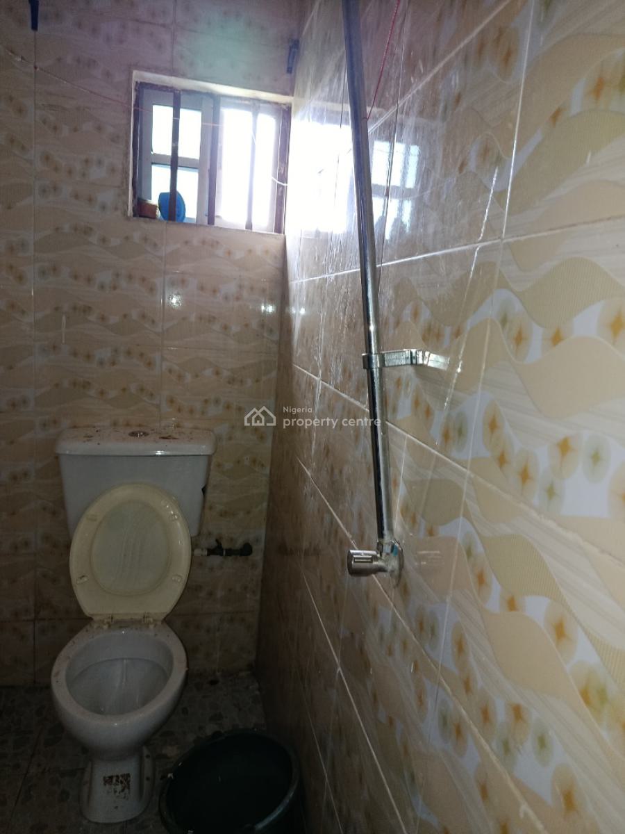 2 Bedroom Apartment, Road 5 Extension, World Bank, Owerri Municipal, Imo, Flat / Apartment for Rent