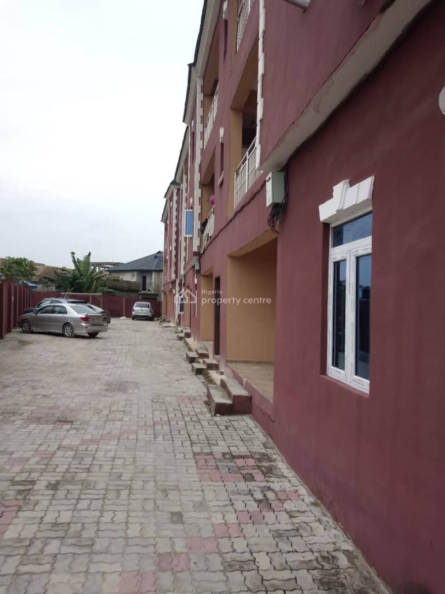 Luxurious 2 Bedroom Flat, Ologufe Road, Awoyaya, Ibeju Lekki, Lagos, Flat / Apartment for Rent