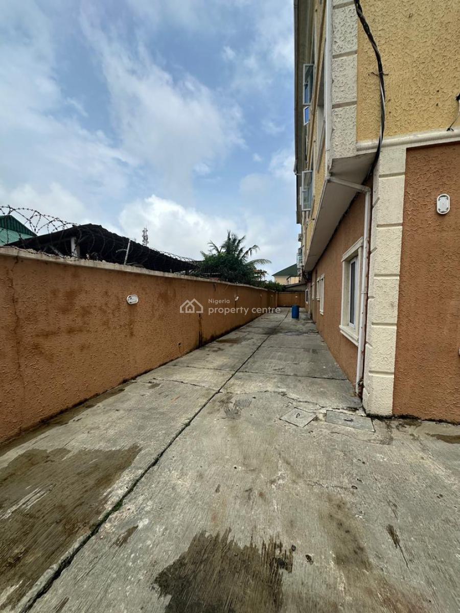 3 Bedroom Apartment with Big Compound, Badore, Ajah, Lagos, Flat / Apartment for Rent