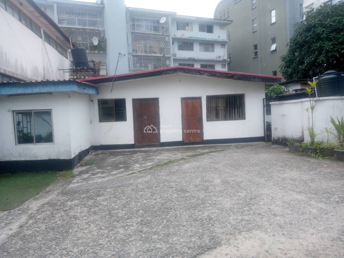 Demolishable Detached Duplex on 1061sqm, Off Awolowo Road, Ikoyi, Lagos, House for Sale