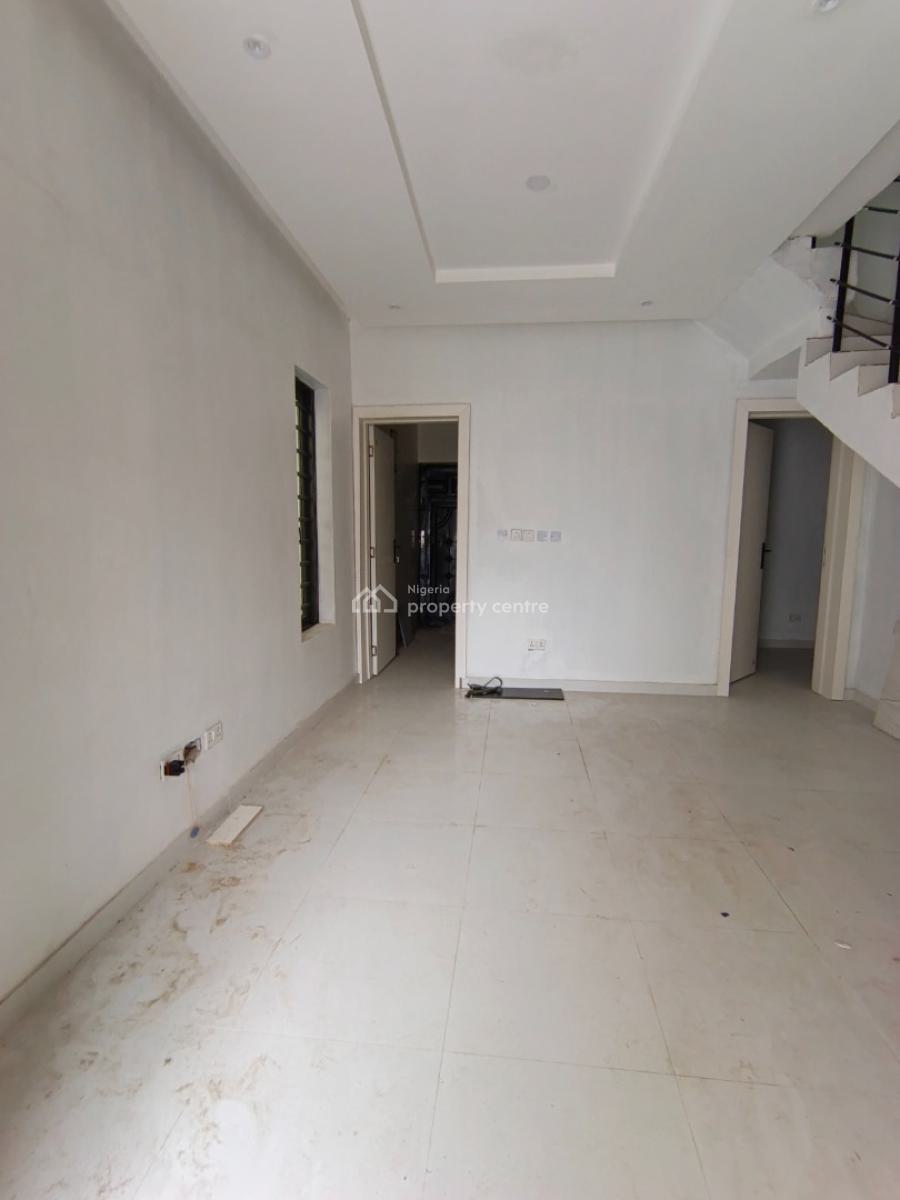 Luxurious  3  Bedroom Terraced Duplex, Ikota Gra, Ikota, Lekki, Lagos, Terraced Duplex for Sale