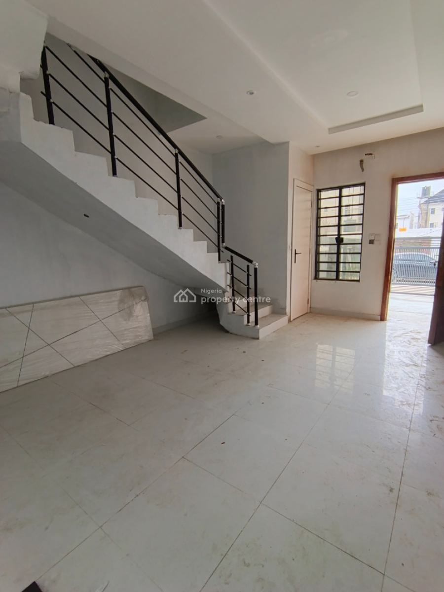 Luxurious  3  Bedroom Terraced Duplex, Ikota Gra, Ikota, Lekki, Lagos, Terraced Duplex for Sale