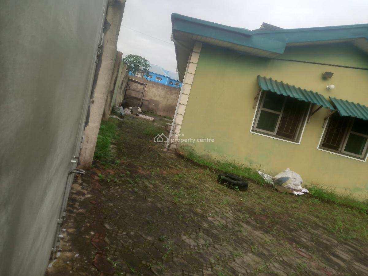 3bed Bungalow Self Compound, Oko Oba Gra Scheme 1 Estate, Oko-oba, Agege, Lagos, Detached Bungalow for Sale