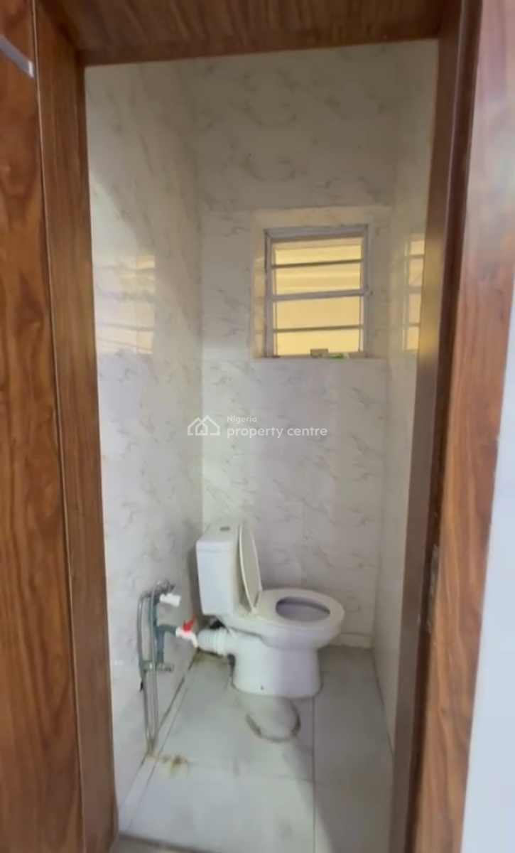 Spacious Studio Apartment with Bathroom and Toilet, Van Daniel Estate Orchid Road By M25, Lekki, Lagos, Self Contain (single Rooms) for Rent