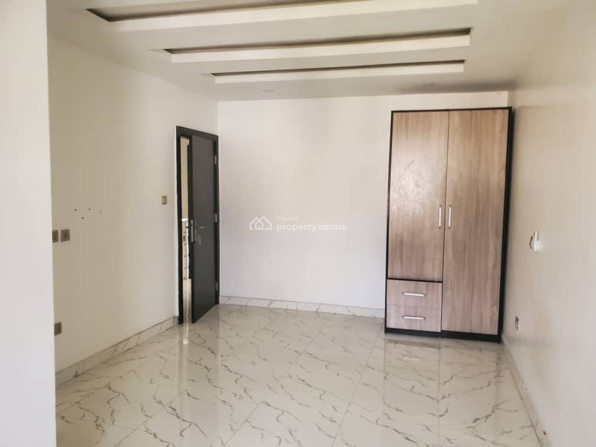 a Tenanted and All Ensuite 4 Bedrooms Town House, Osapa London, Lekki, Lagos, Terraced Duplex for Sale