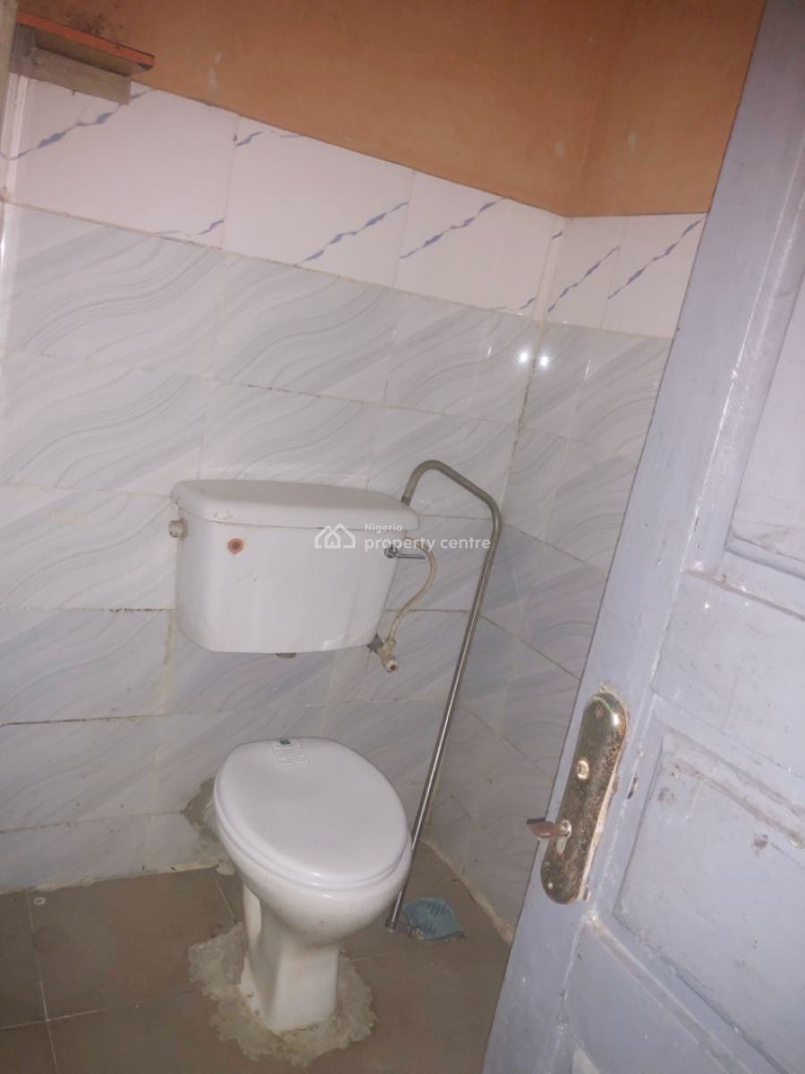 Mini Flat, Gra Phase 1, Magodo, Lagos, Mini Flat (room and Parlour) for Rent