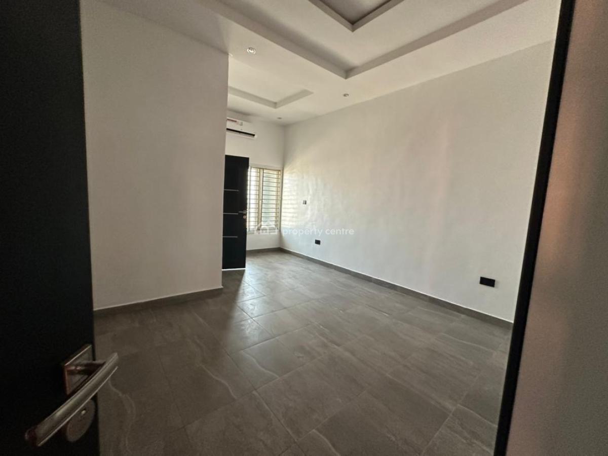 3 Bedroom Flat with a Bq, Ikate, Lekki, Lagos, Terraced Duplex for Sale