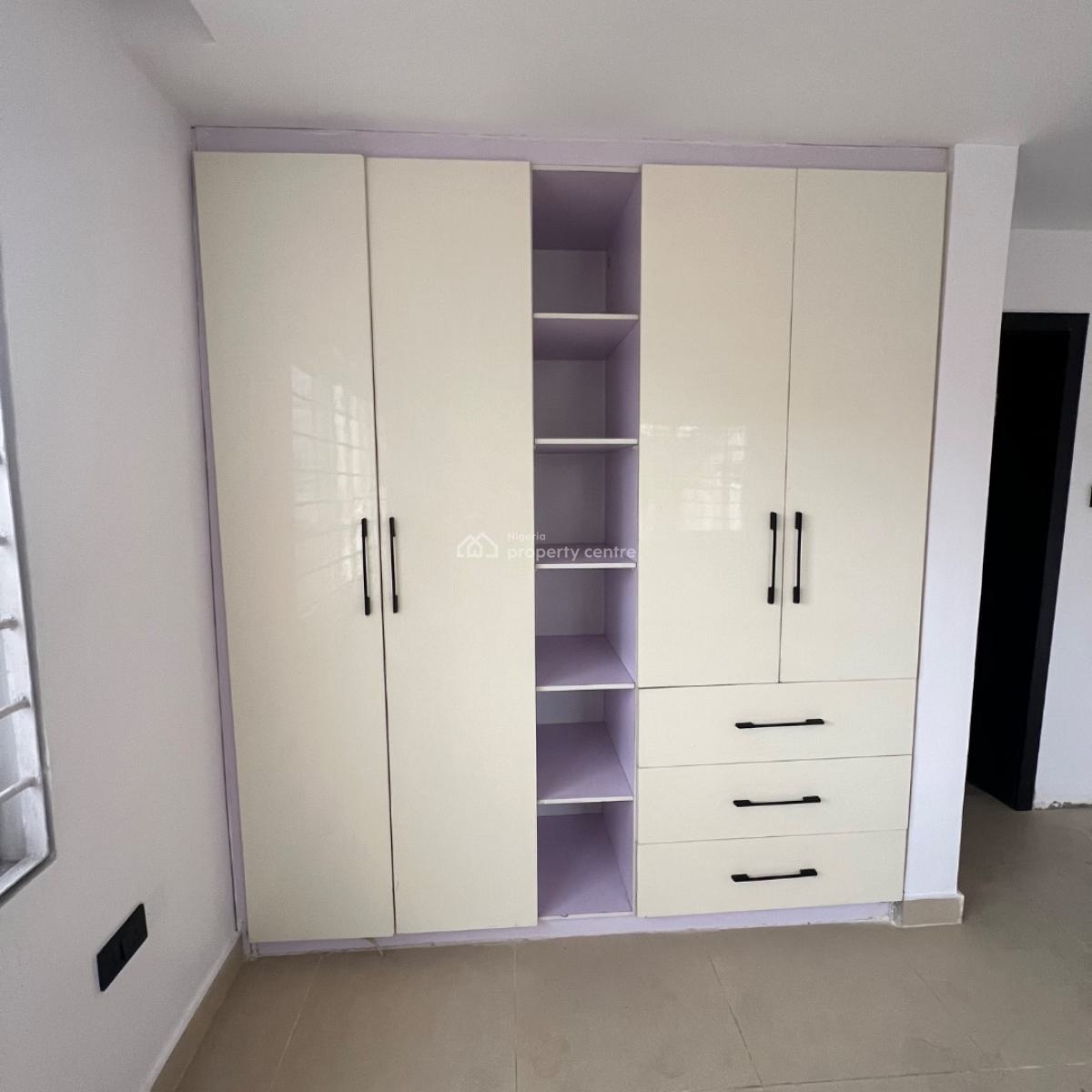3 Bedroom Apartment & Bq, Lekki, Lagos, Flat / Apartment for Sale