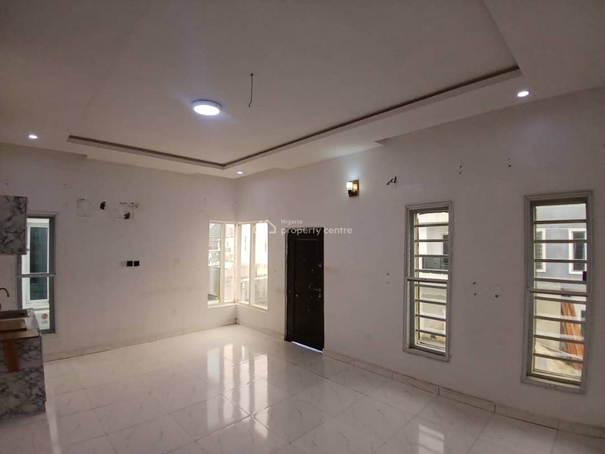 Massive Studio Apartment with Balcony, Jacuzzi and Open Plan Kitchen, Chevron, Lekki, Lagos, Self Contain (single Rooms) for Rent