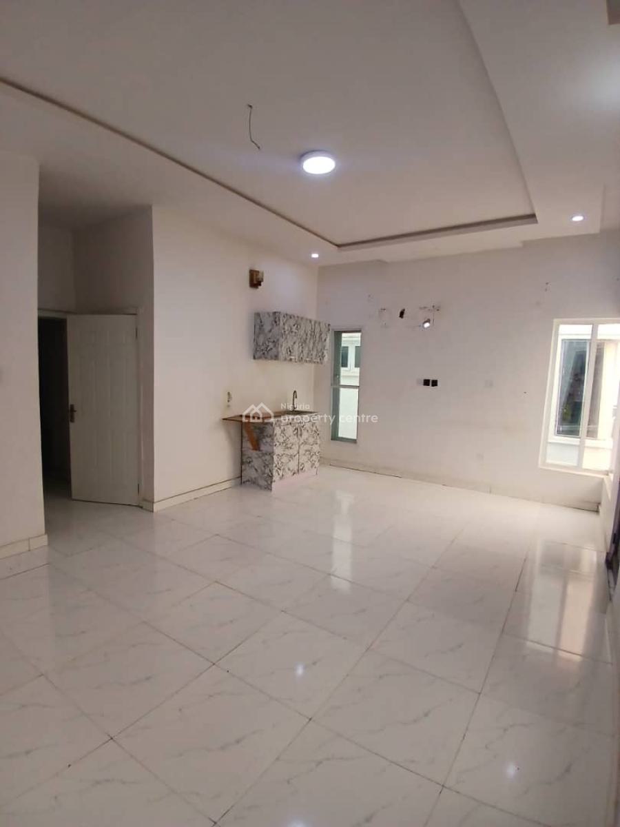 Massive Studio Apartment with Balcony, Jacuzzi and Open Plan Kitchen, Chevron, Lekki, Lagos, Self Contain (single Rooms) for Rent