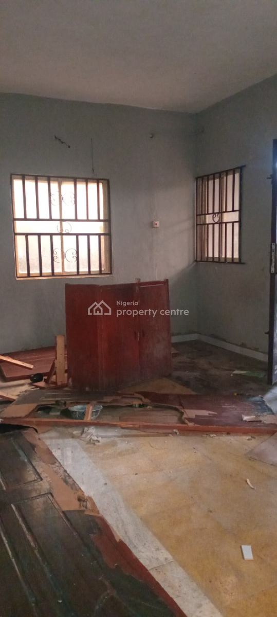 Now Available, Off Mobil Road, Ilaje, Ajah, Lagos, Flat / Apartment for Rent