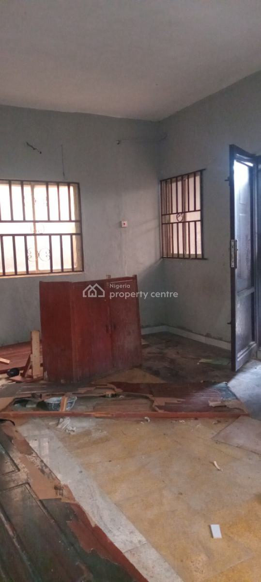 Now Available, Off Mobil Road, Ilaje, Ajah, Lagos, Flat / Apartment for Rent