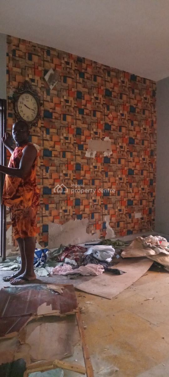 Now Available, Off Mobil Road, Ilaje, Ajah, Lagos, Flat / Apartment for Rent