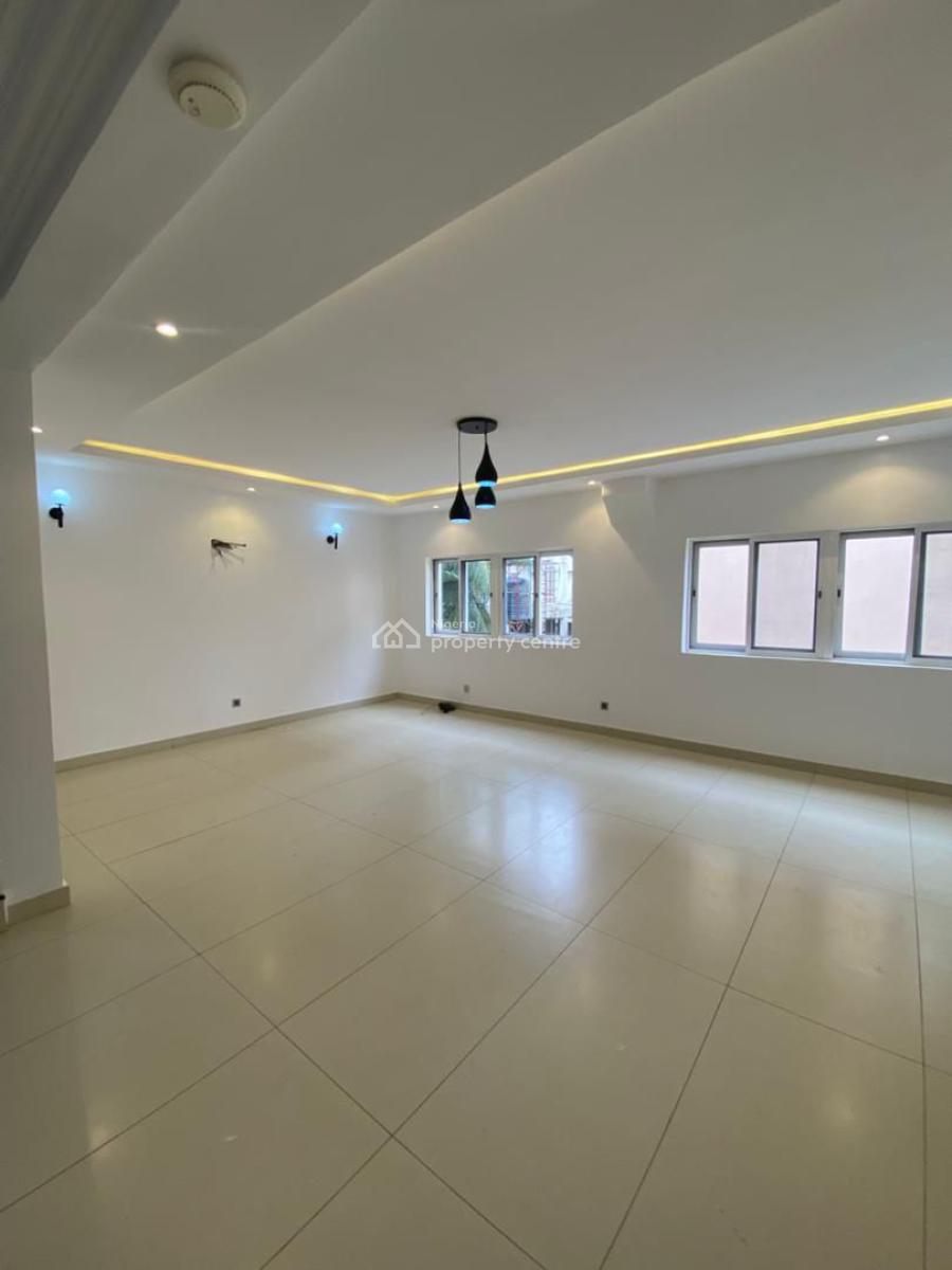 Fully Serviced 4-bedroom Terrace on 2 Floors with 1 Spacious Room Bq, Off Rock Drive, Lekki Phase 1, Lekki, Lagos, Terraced Duplex for Rent
