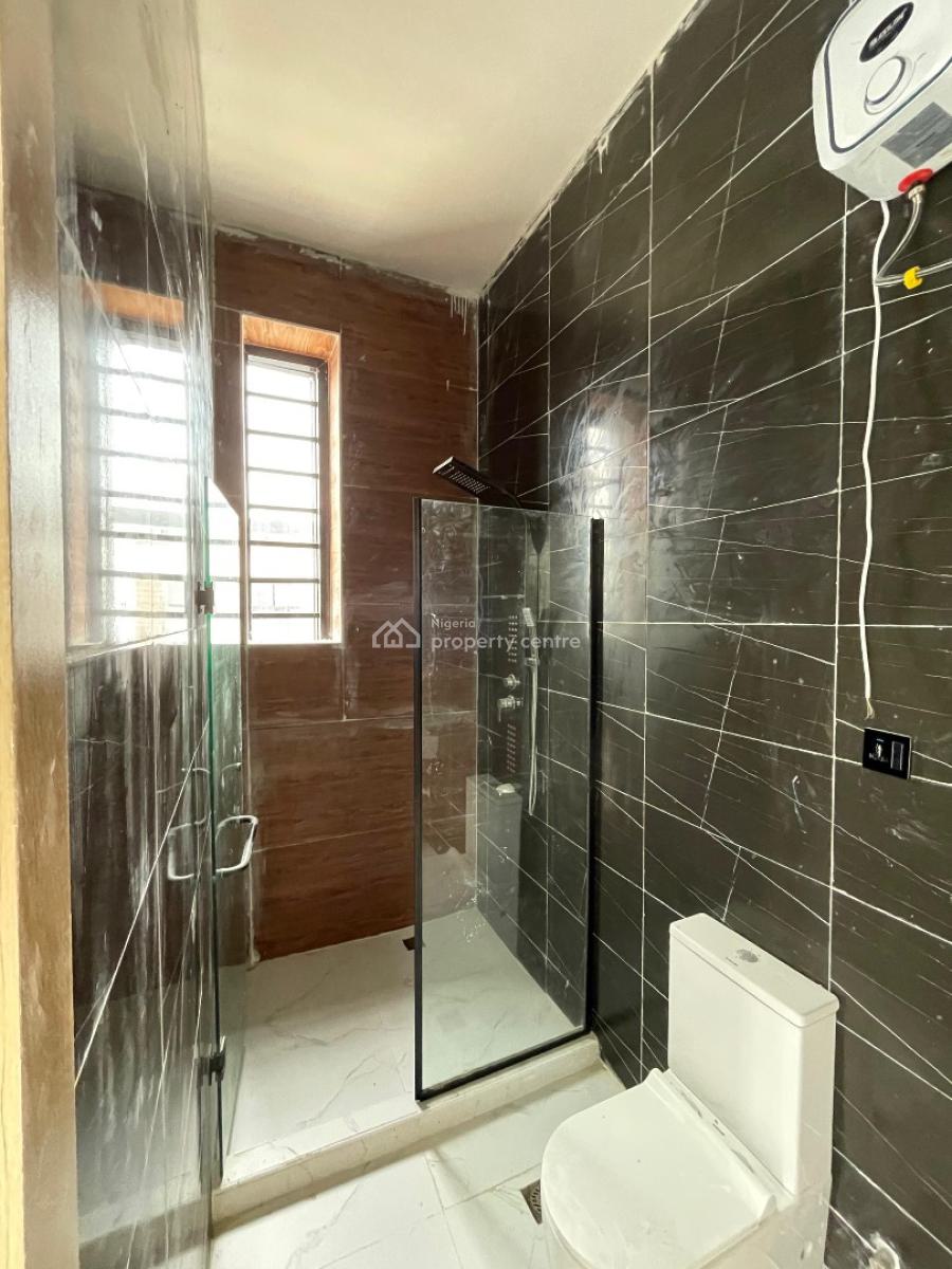 Elegant Home with Great Ambiance Suitable for Investment, Ikota, Lekki, Lagos, Terraced Duplex for Sale