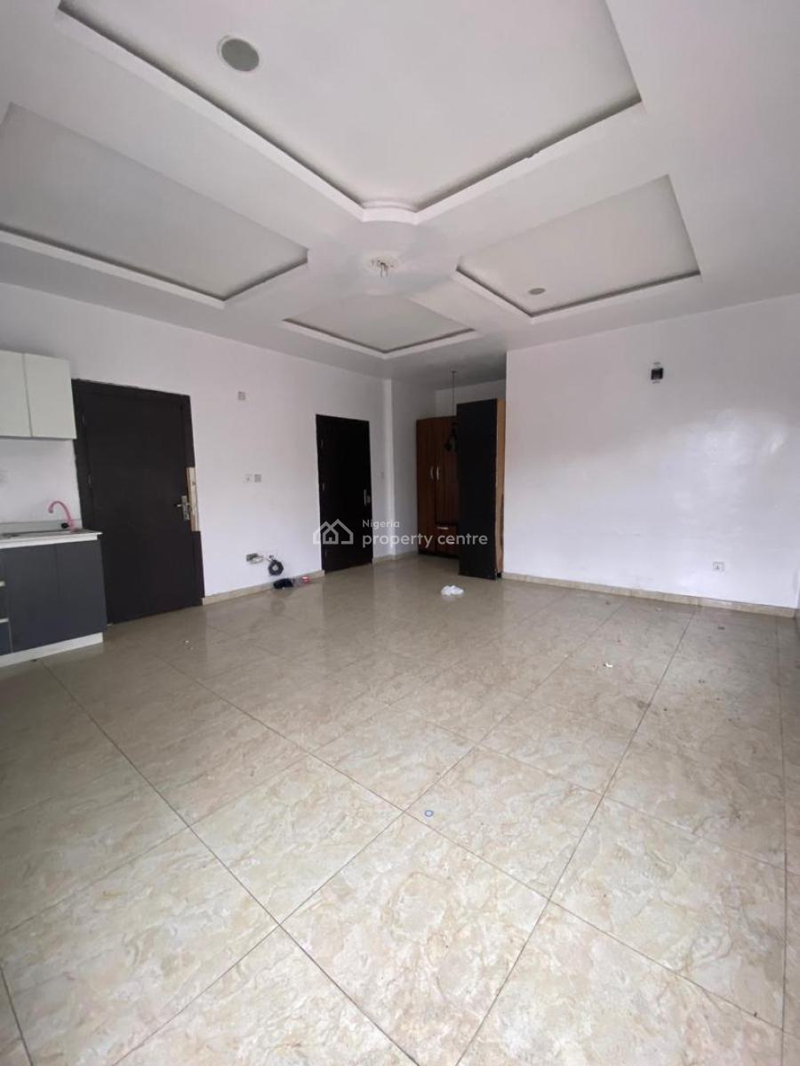 Spacious Masters Bedroom with Open Plan Kitchen, Chevron, Lekki, Lagos, Self Contain (single Rooms) for Rent