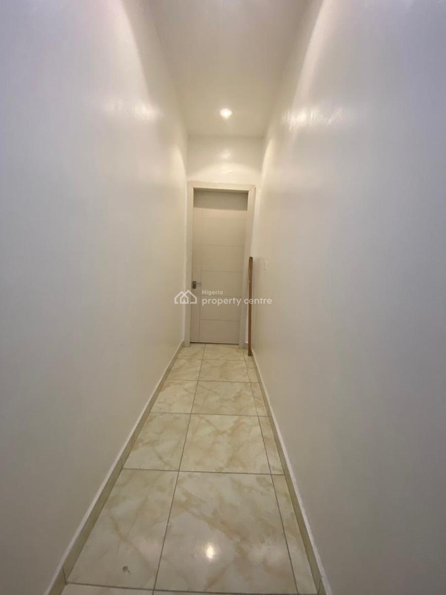 Brand New Luxury Room Downstairs in a Shared Apartment, Oral Estate Extension, Lekki, Lagos, Self Contain (single Rooms) for Rent