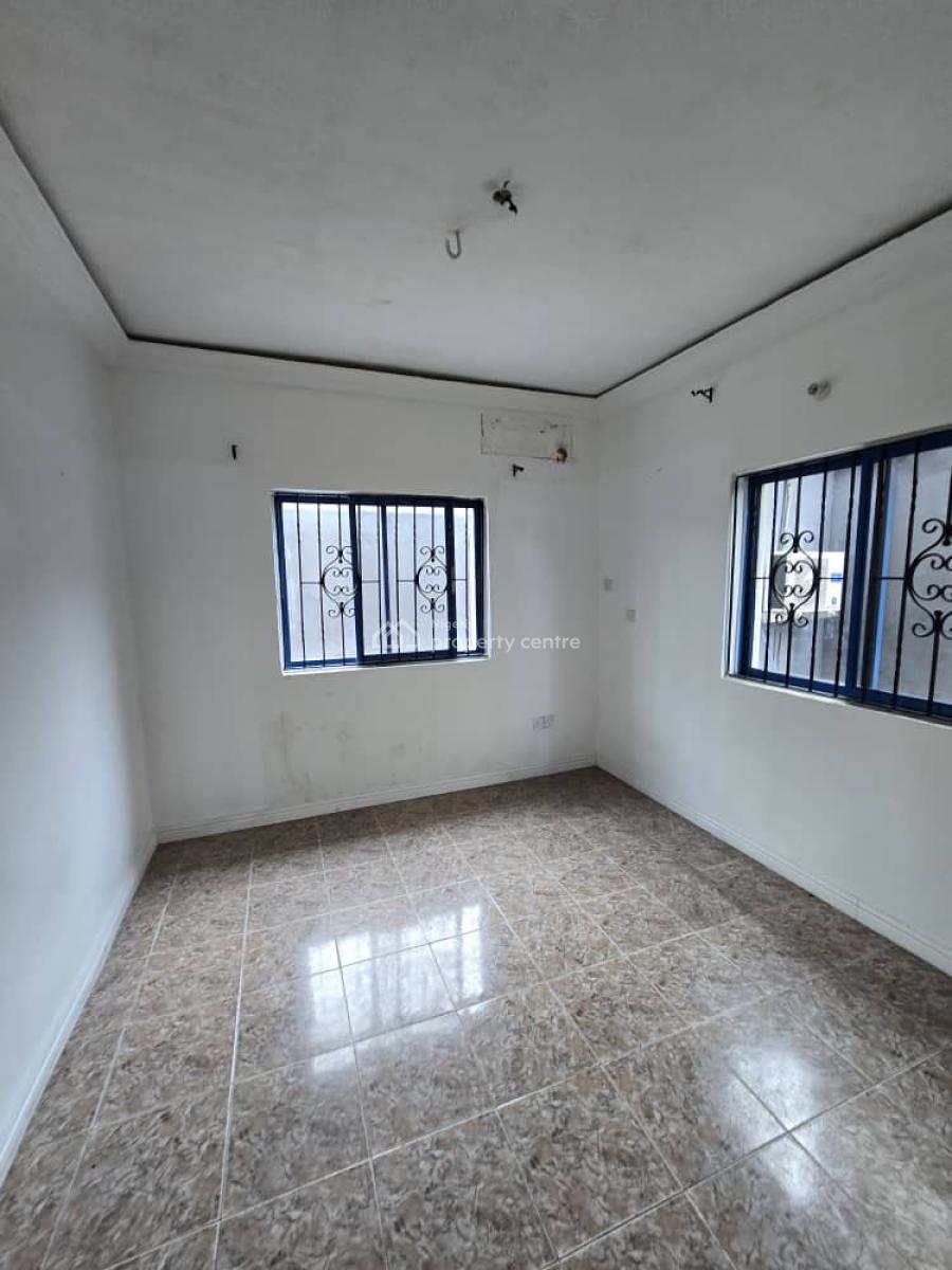 Lovely 3 Bedroom Ground Flat, Gra Phase 2, Magodo, Lagos, House for Rent