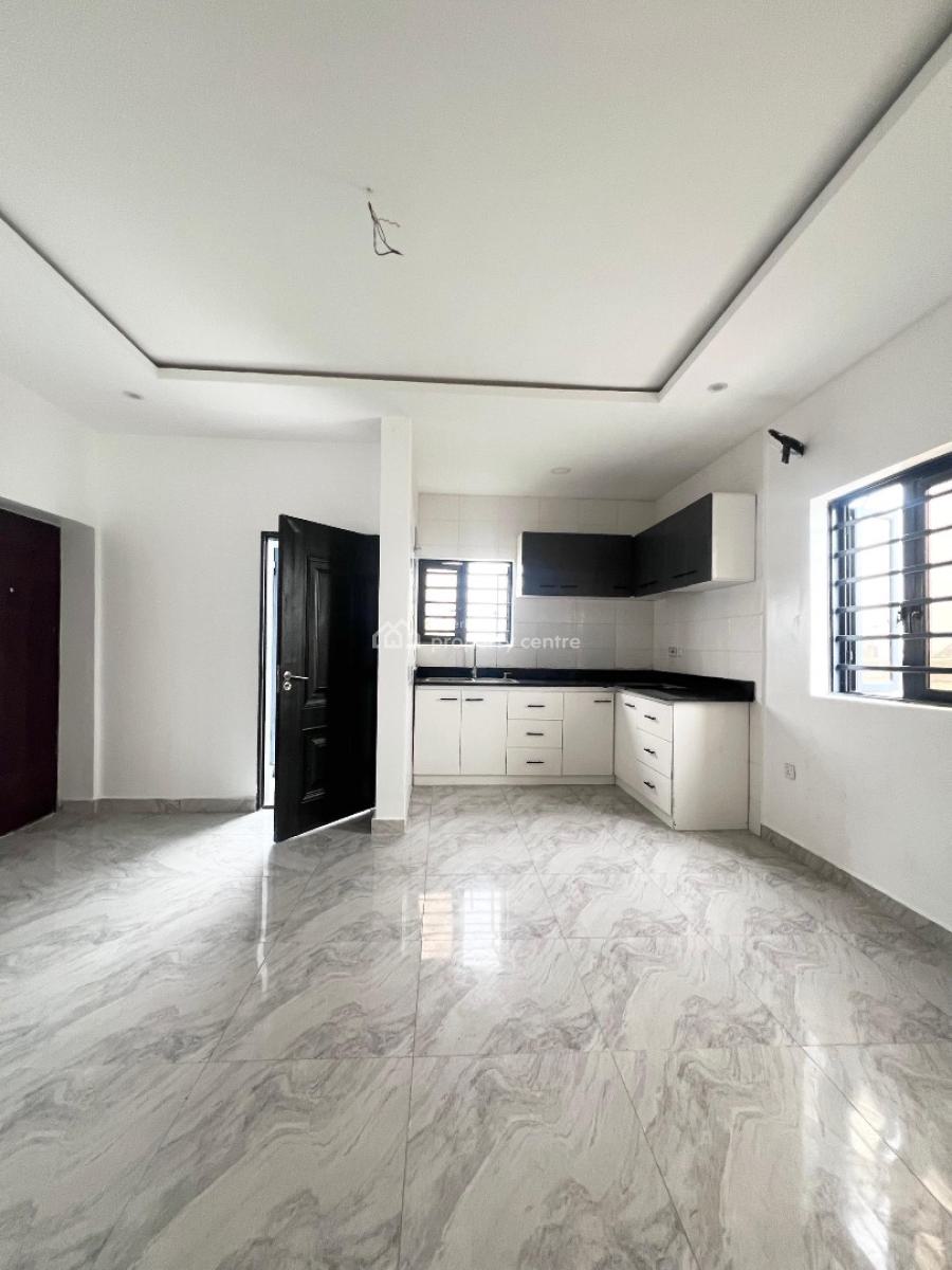 Classic 1 Bedroom Apartment in a Secure Estate, Ologolo, Lekki, Lagos, Flat / Apartment for Sale