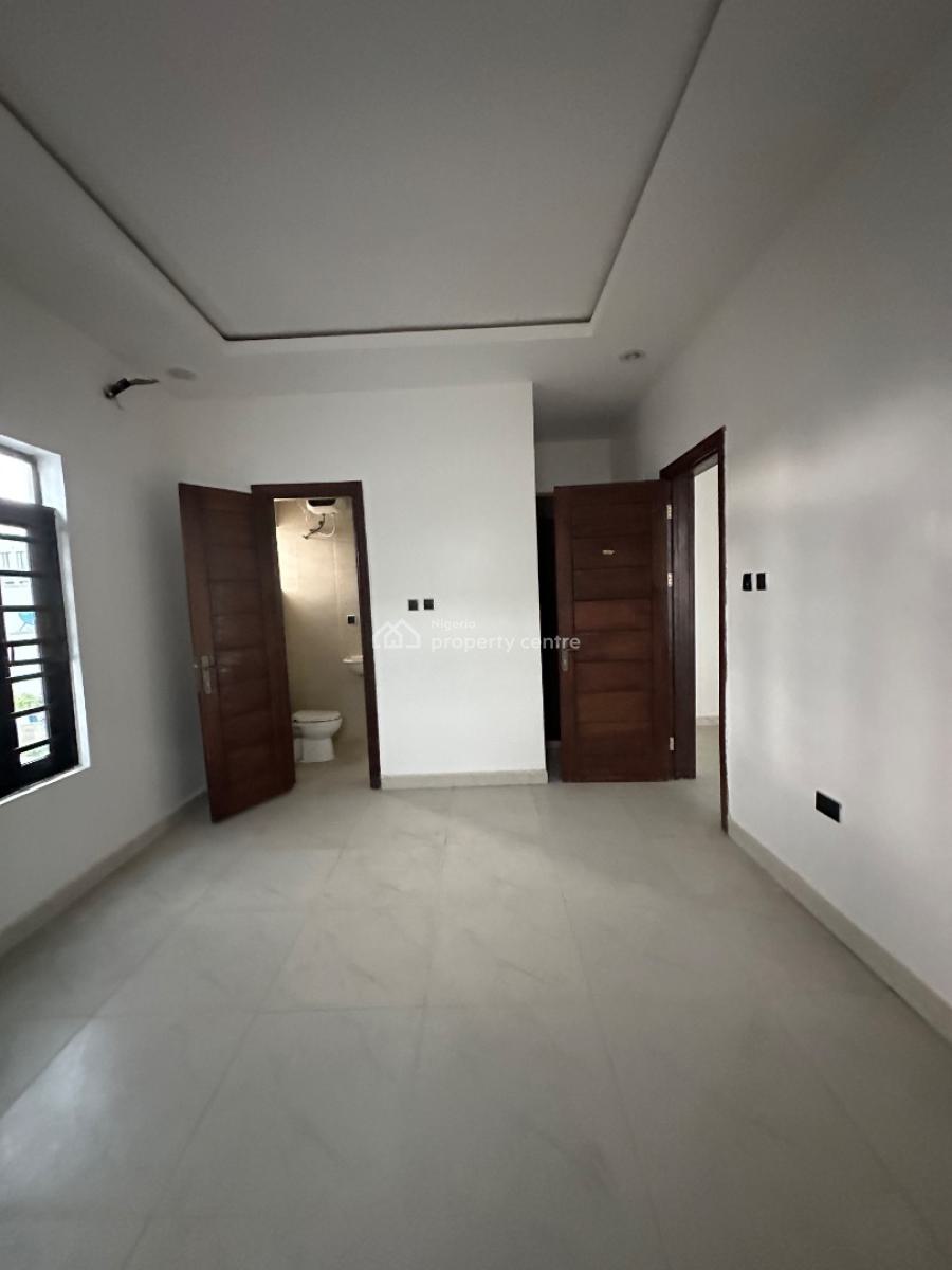Spaciously Built 4 Bedroom Semi Detached Duplex with Bq, Ologolo, Lekki, Lagos, Semi-detached Duplex for Sale