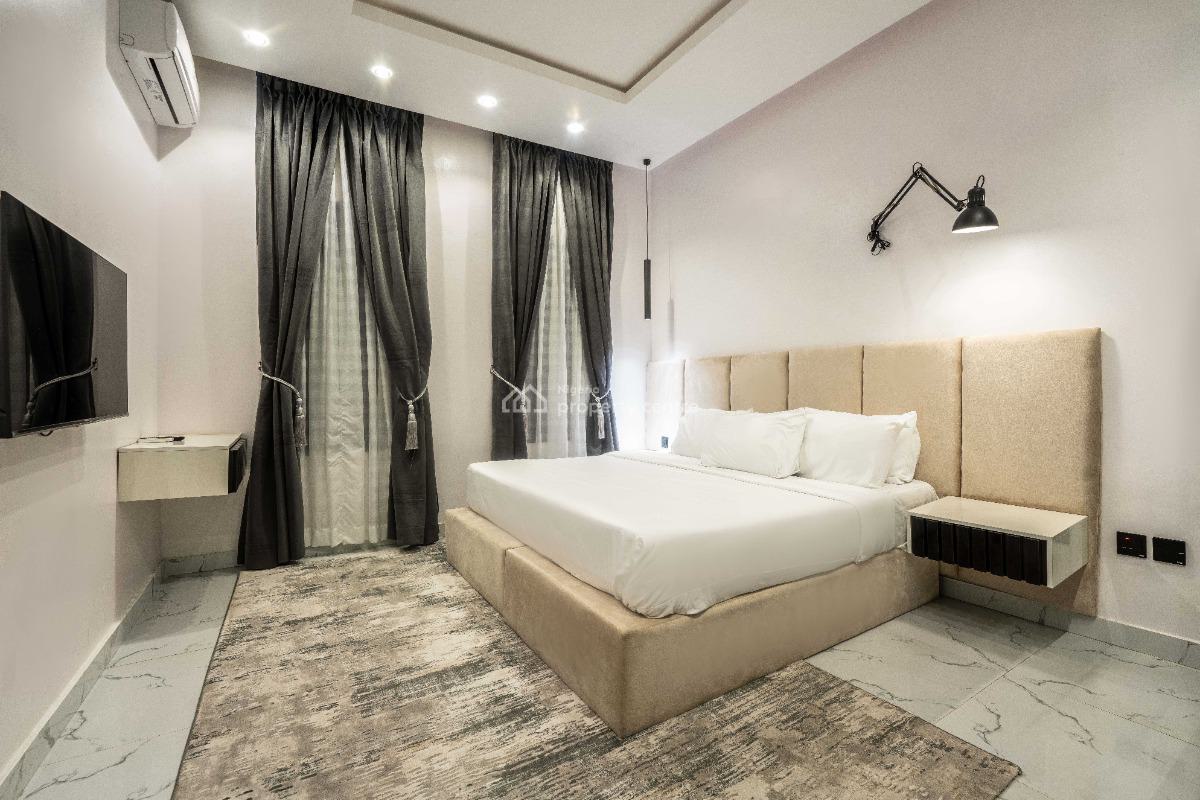 Luxury 2 Bedroom Apartment, Off Freedom Way, Lekki Phase 1, Lekki, Lagos, Flat / Apartment Short Let