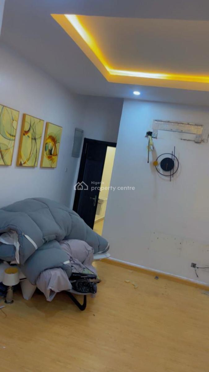 Lovely 2 Bedroom Apartment on The 3rd Floor, Off Ajose Adeogun, Victoria Island (vi), Lagos, Flat / Apartment for Rent