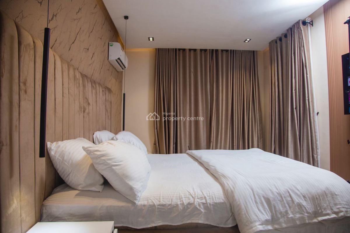 Luxury 2 Bedroom Apartment with Swimming Pool and Gym, Lekki Phase 1, Lekki, Lagos, Flat / Apartment Short Let