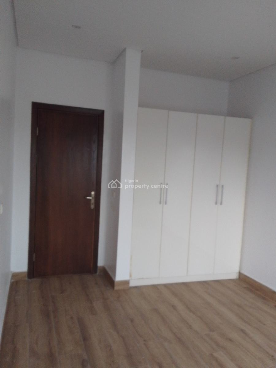 Fully Detached 5 Bedroom Duplex with Bq in Estate, Ramat Crescent, Gra, Ogudu, Lagos, Detached Duplex for Sale