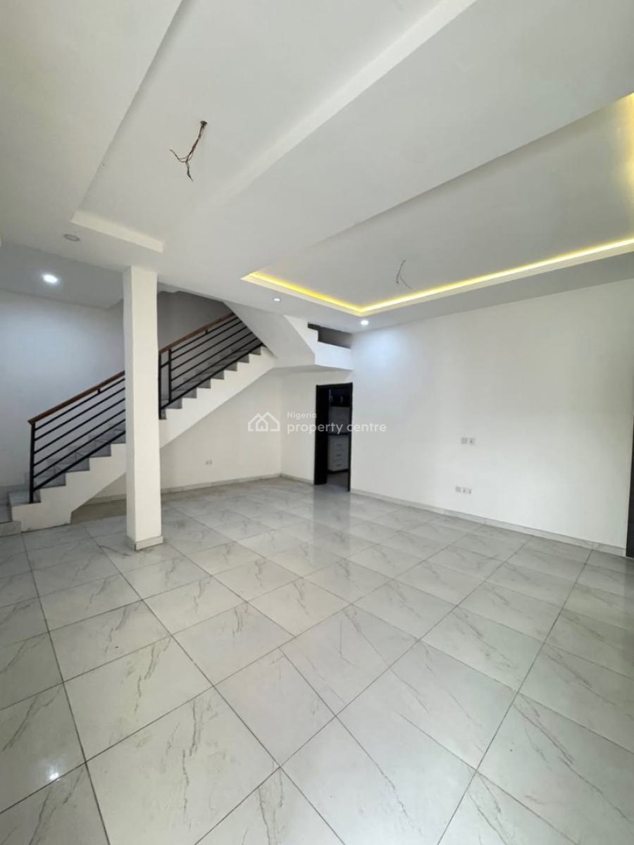4 Bedroom Terrace Duplex Available, Ologolo, Lekki, Lagos, Terraced Duplex for Rent