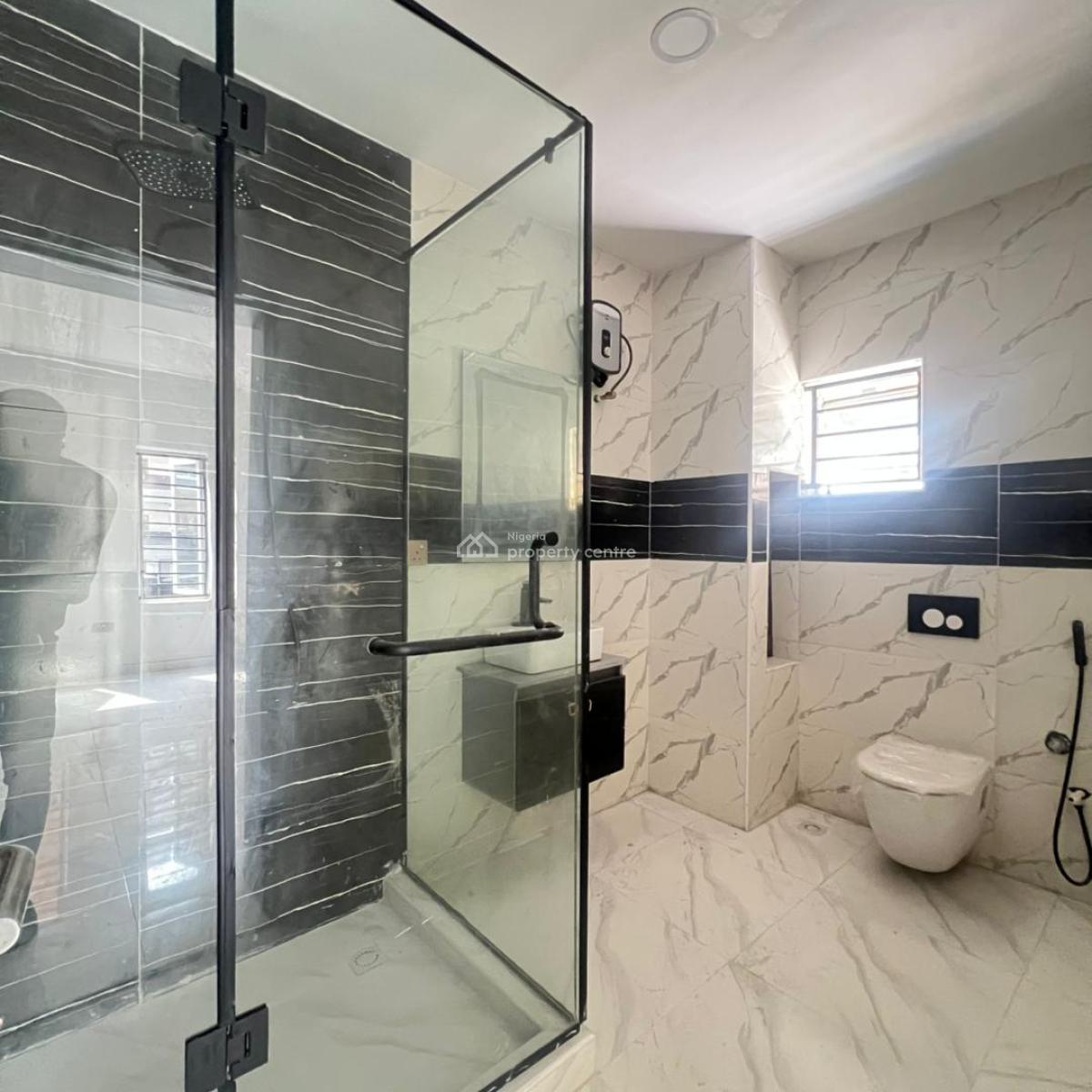 Luxury 2 Bedroom Apartment with Bq, Phase 1, Lekki, Lagos, Flat / Apartment for Sale