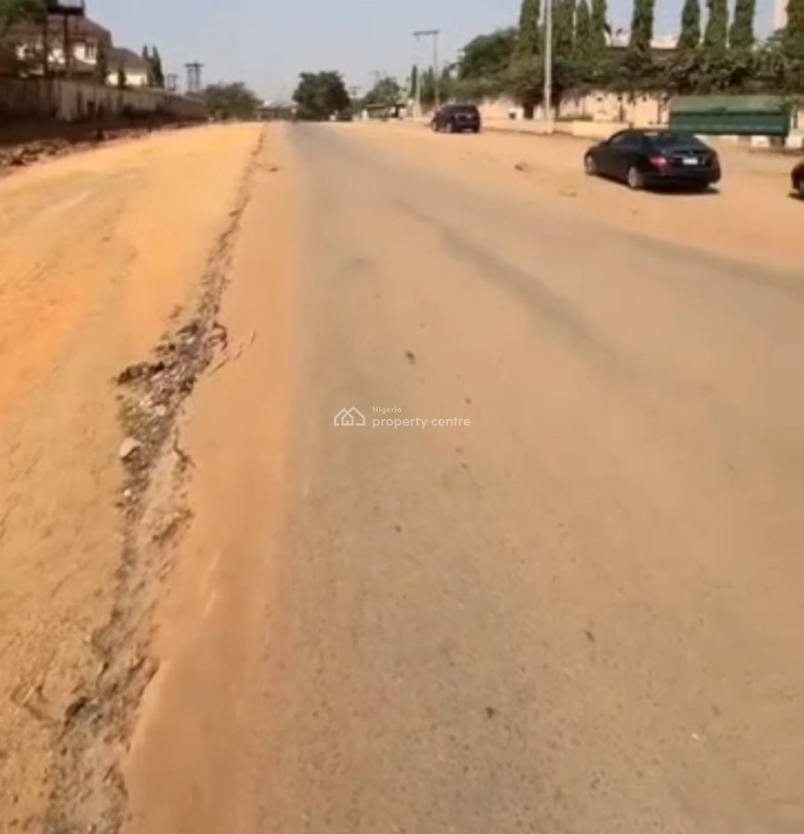 1 Hectare Multi-purpose Land, Jabi, Abuja, Mixed-use Land for Sale