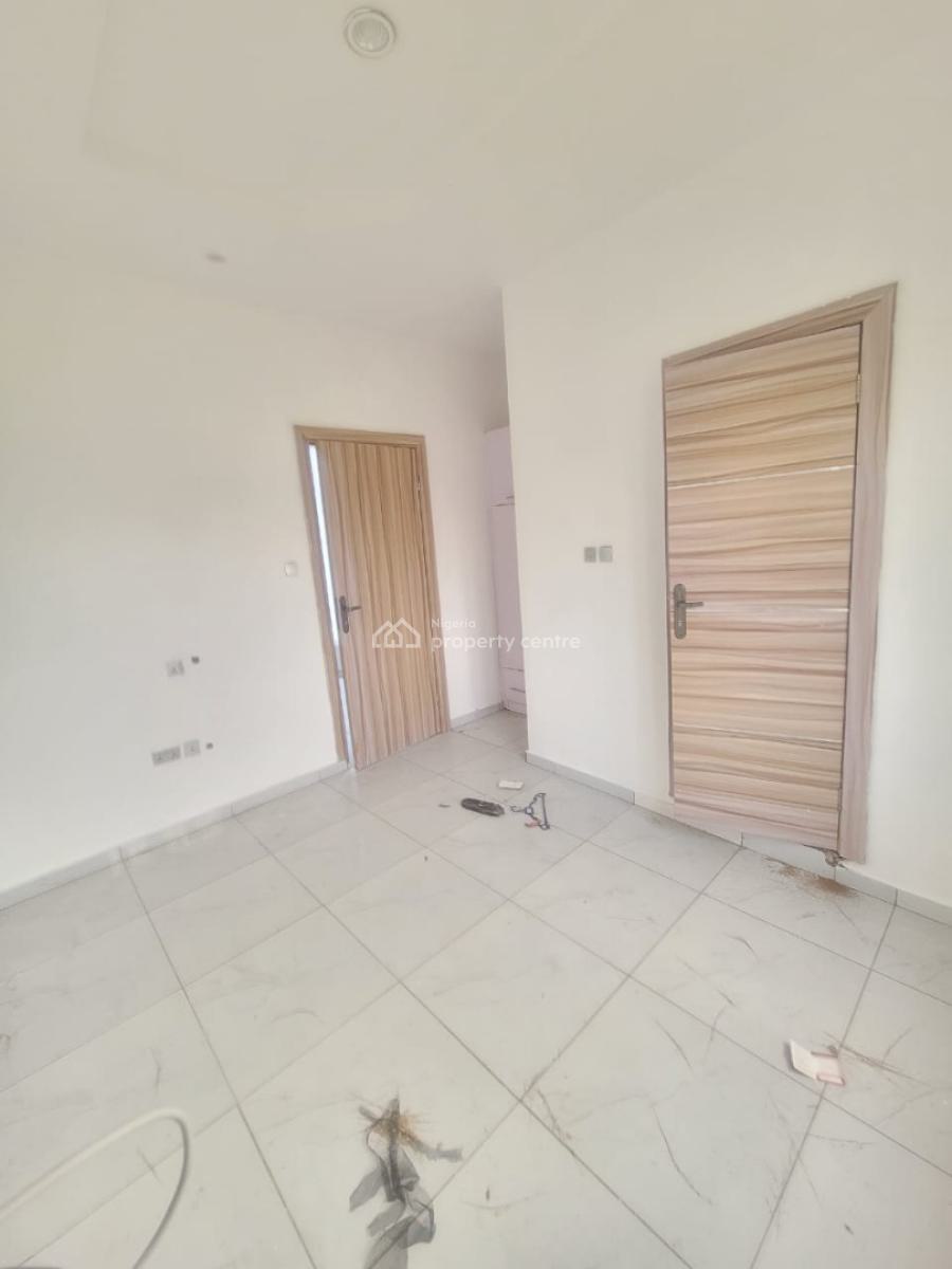 Spacious and Standard 2 Bedroom Flat, Unity Estate, Ajah, Lagos, Flat / Apartment for Rent