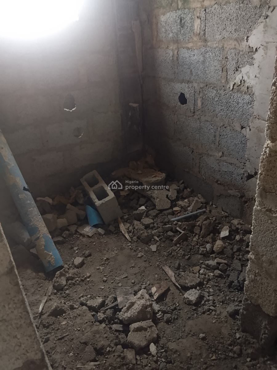 Three Bedrooms Terraced Carcass Duplex, By Kia Academy, Wuye, Abuja, Terraced Duplex for Sale