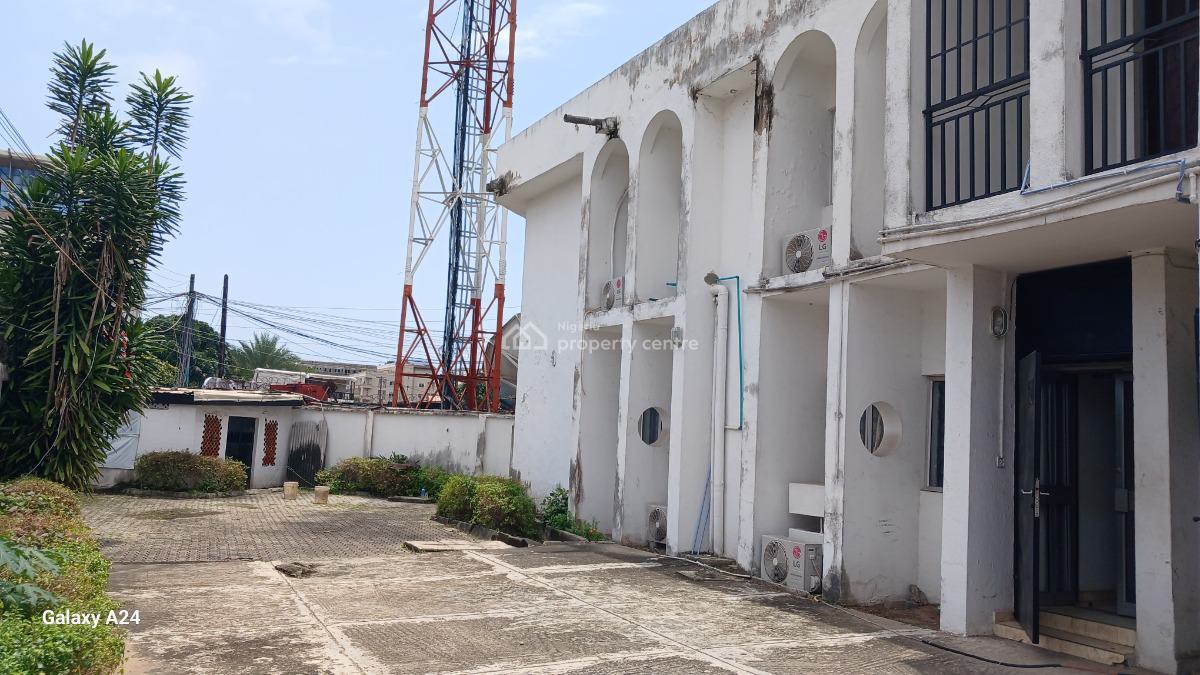 5-bedroom Detached  House with Bq, Off Ligali Ayorinde, Victoria Island (vi), Lagos, Commercial Property for Rent