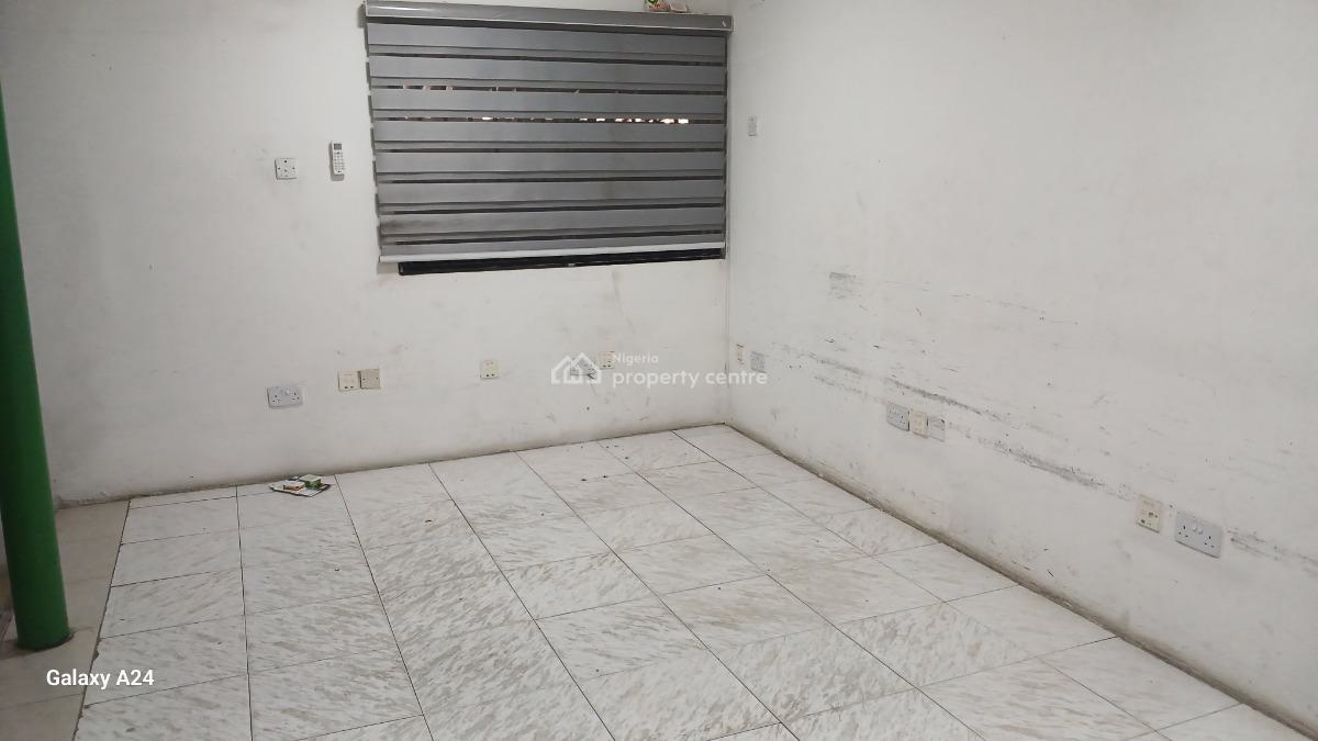 5-bedroom Detached  House with Bq, Off Ligali Ayorinde, Victoria Island (vi), Lagos, Commercial Property for Rent