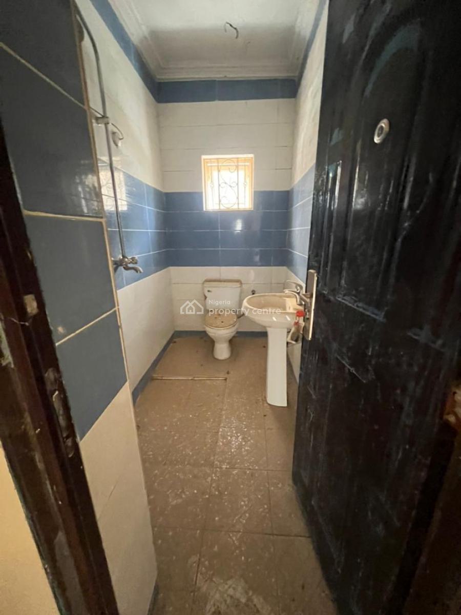 7 Units 2 Bedrooms, Durumi, Abuja, House for Sale